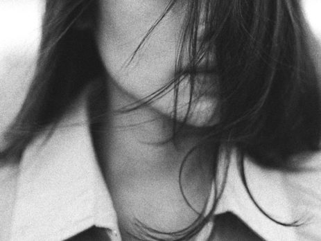 Cómo tratar las arrugas en el cuello